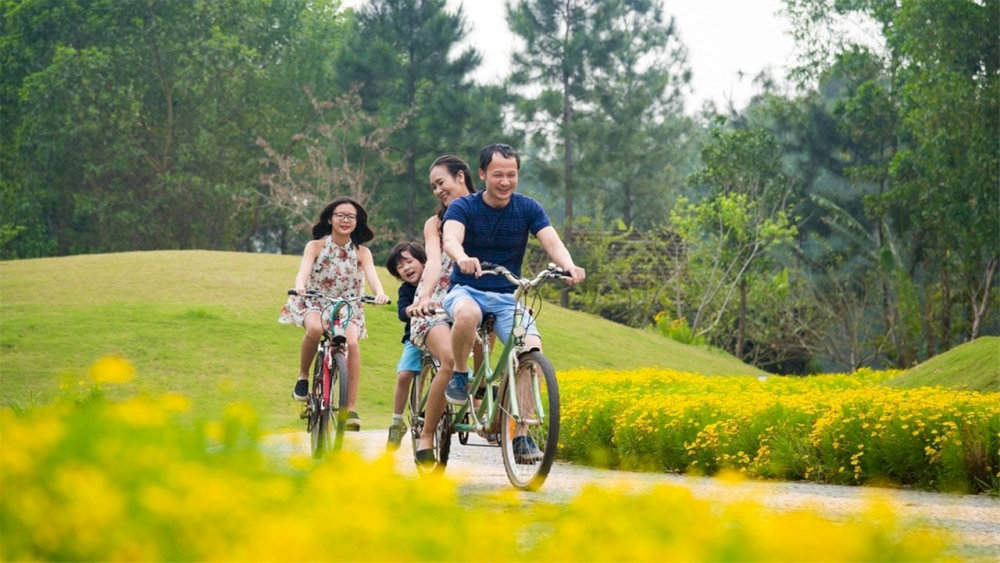 Đạp xe dạo chơi cùng gia đình